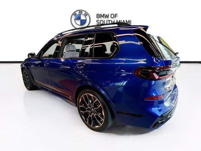 new 2025 BMW X7 car, priced at $113,508