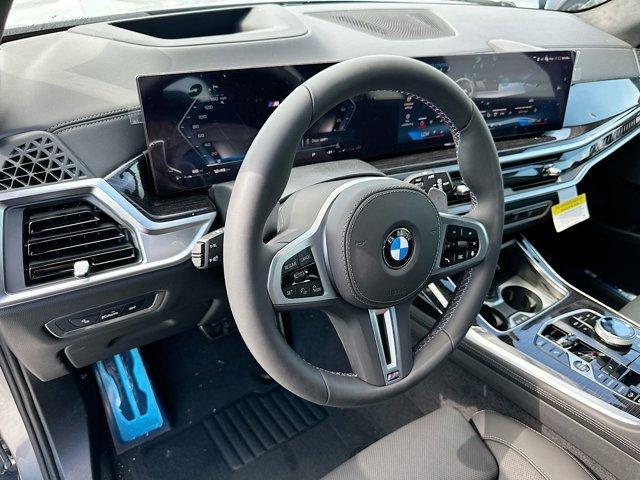 new 2025 BMW X7 car, priced at $112,082