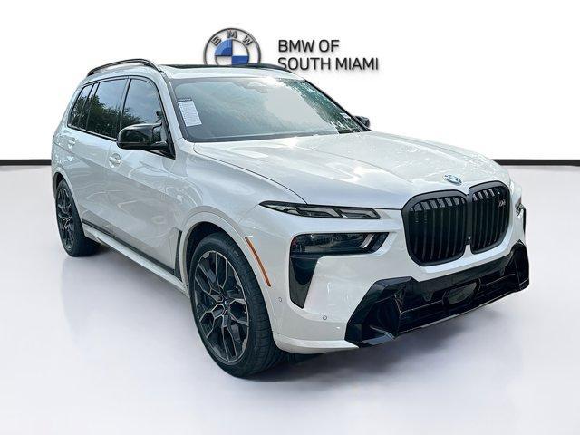 new 2025 BMW X7 car, priced at $107,922