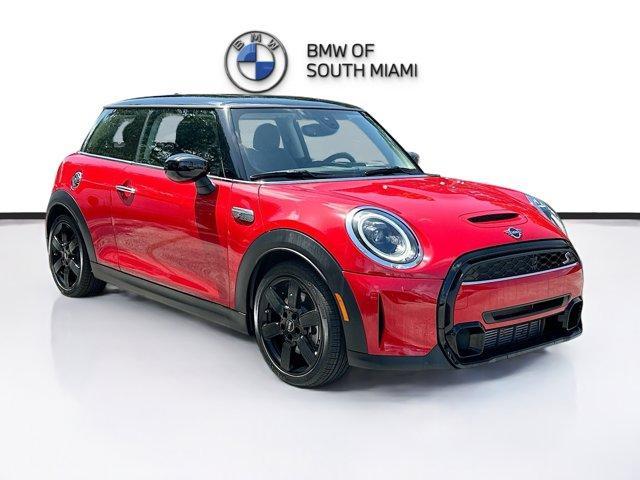used 2023 MINI Hardtop car, priced at $27,500