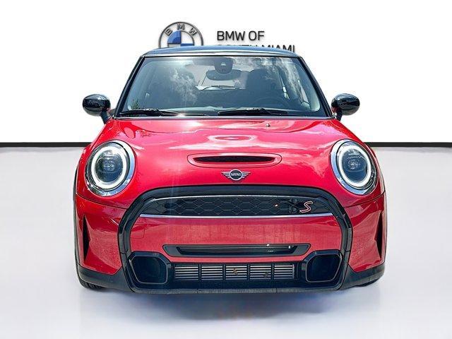 used 2023 MINI Hardtop car, priced at $26,500