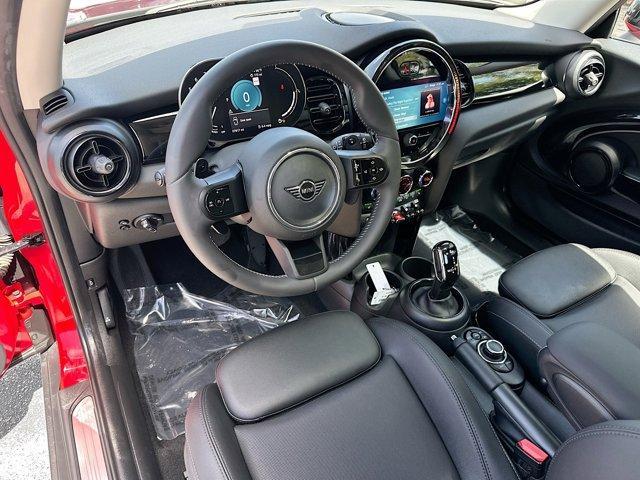 used 2023 MINI Hardtop car, priced at $26,500