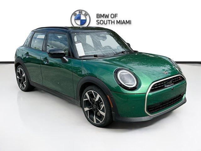 new 2025 MINI Hardtop car, priced at $39,580