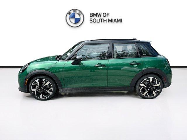 new 2025 MINI Hardtop car, priced at $39,580