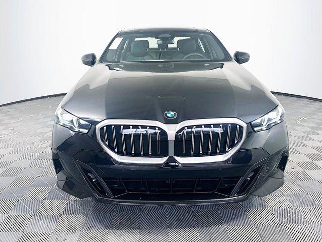 new 2025 BMW 540 car, priced at $71,398