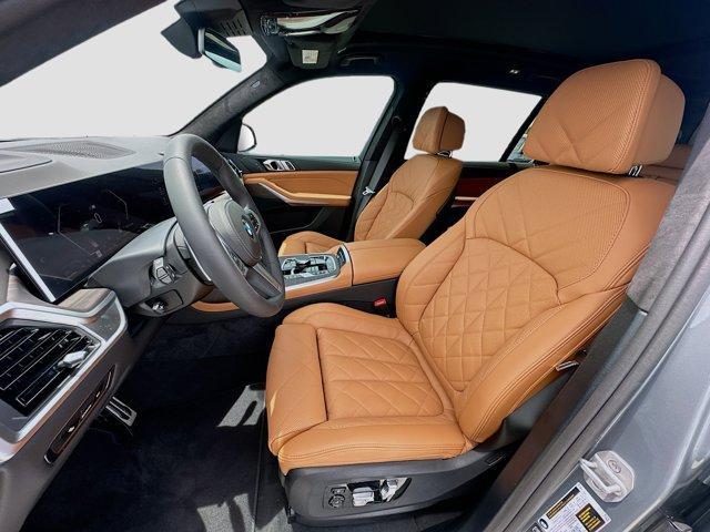 new 2026 BMW X7 car, priced at $89,075