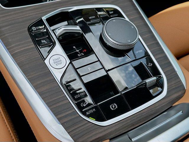 new 2026 BMW X7 car, priced at $89,075