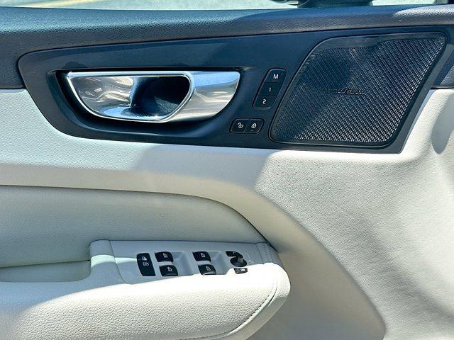 used 2020 Volvo XC60 car, priced at $27,500