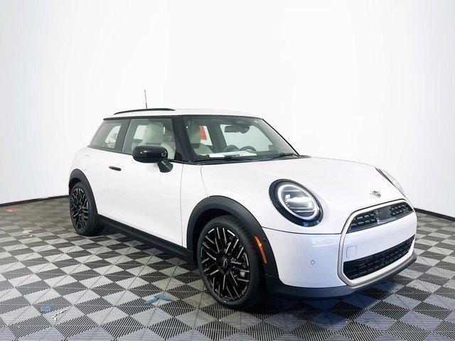 new 2025 MINI Hardtop car, priced at $34,672