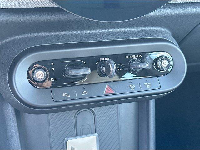 new 2025 MINI Hardtop car, priced at $35,174