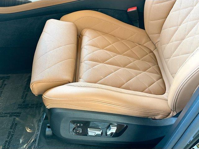 used 2024 BMW X7 car, priced at $73,750