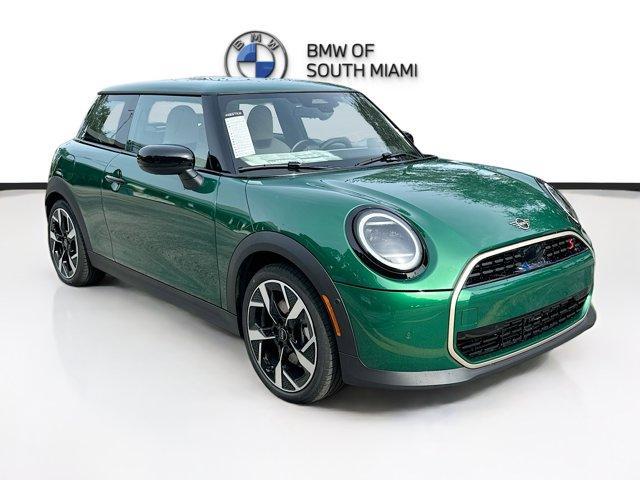 new 2025 MINI Hardtop car, priced at $37,315