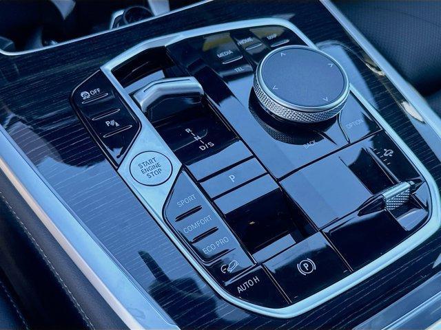 new 2026 BMW X7 car