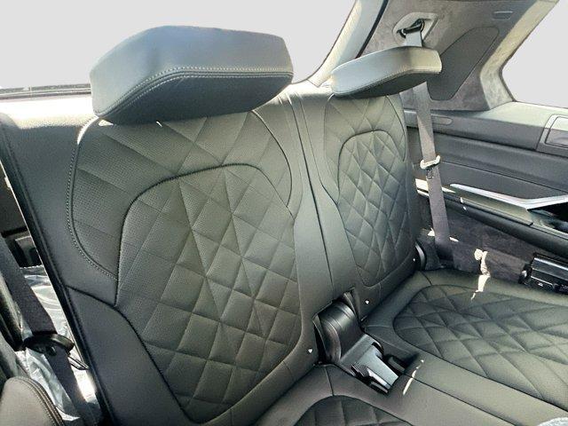 new 2026 BMW X7 car, priced at $100,805