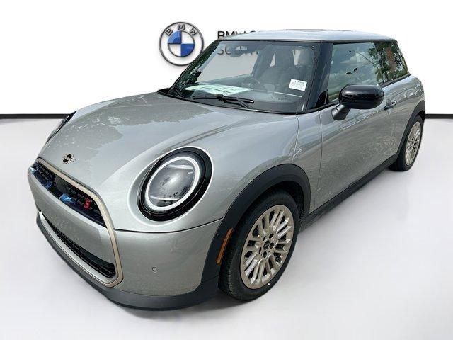 new 2025 MINI Hardtop car, priced at $34,411