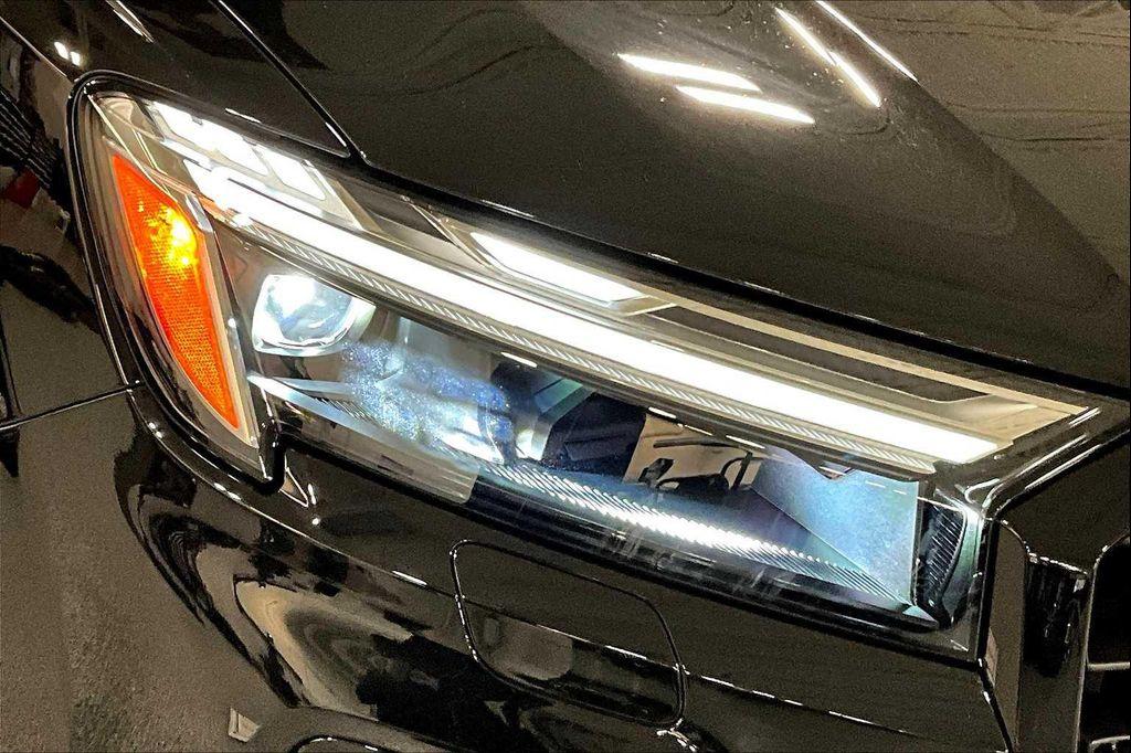 new 2026 Audi Q7 car, priced at $78,295