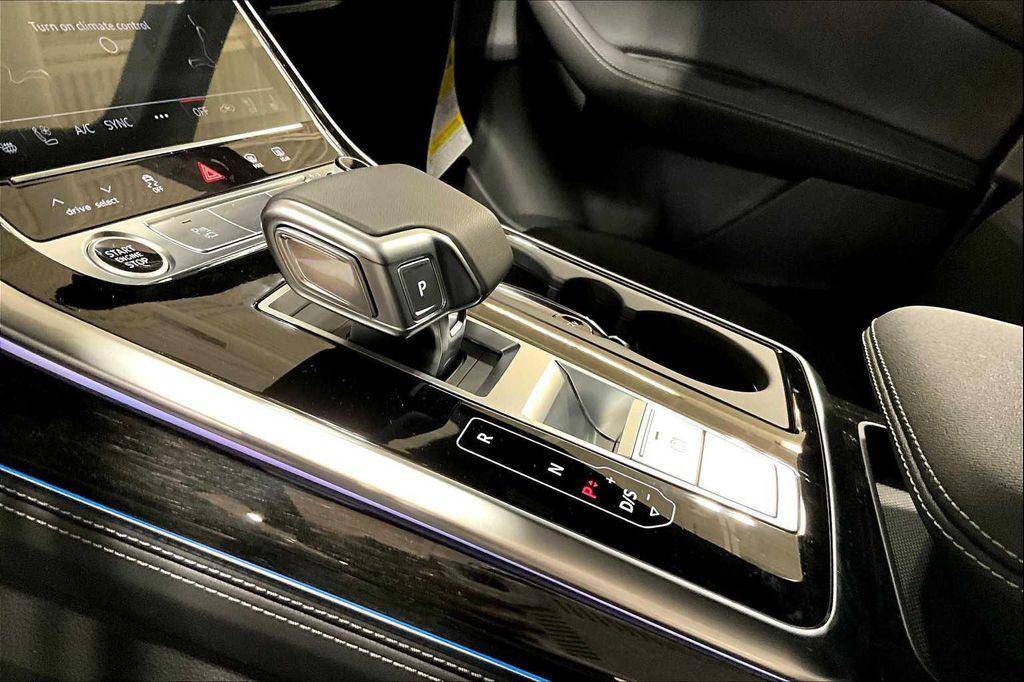 new 2026 Audi Q7 car, priced at $78,295