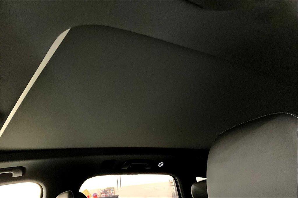 new 2026 Audi Q7 car, priced at $78,295