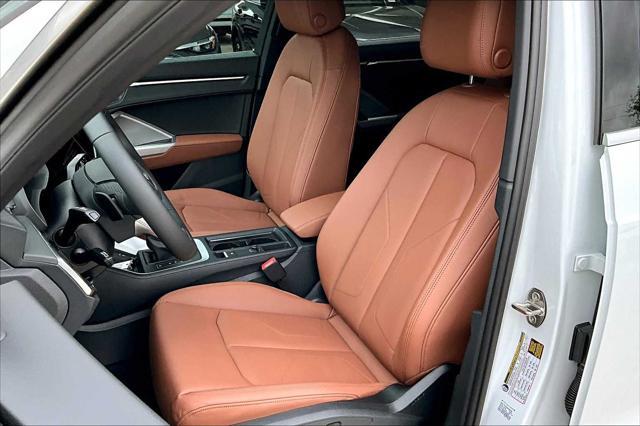 new 2025 Audi Q3 car, priced at $37,993