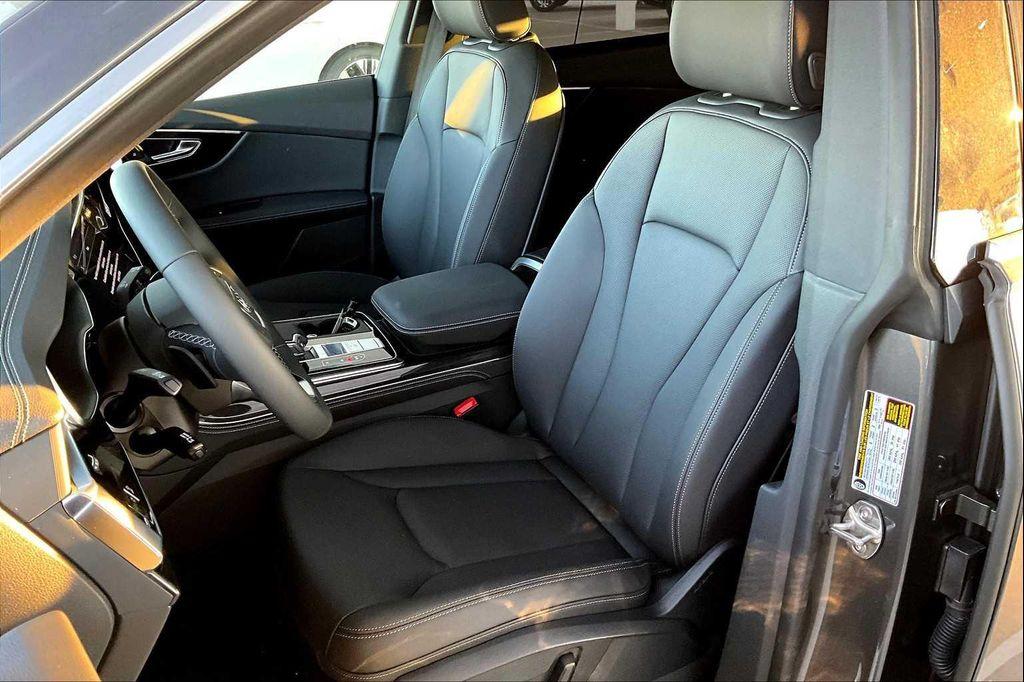 new 2025 Audi Q8 car, priced at $83,365