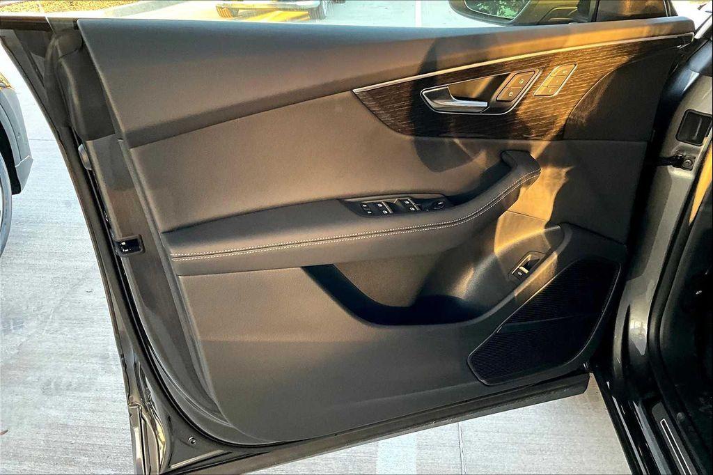 new 2025 Audi Q8 car, priced at $83,365