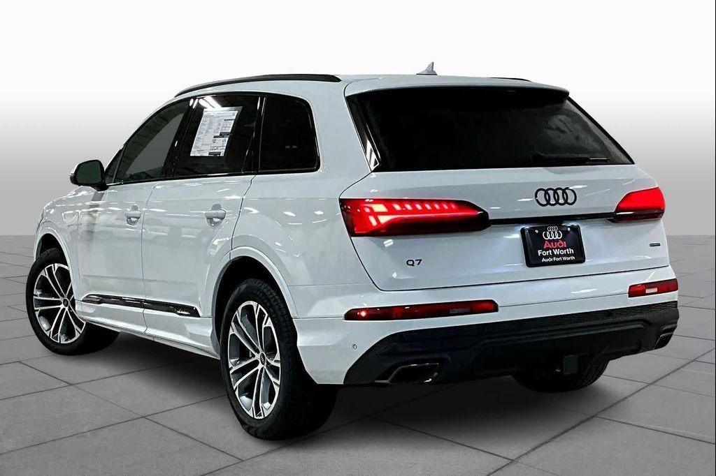 new 2026 Audi Q7 car, priced at $68,140