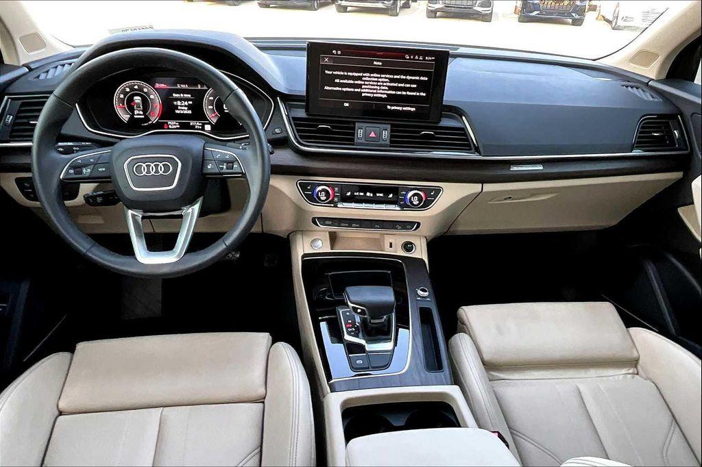 used 2025 Audi Q5 car, priced at $45,900