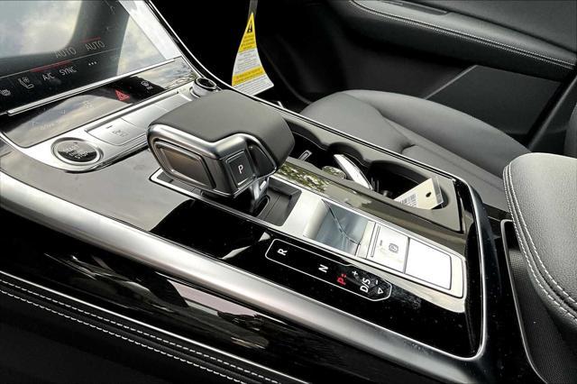 new 2025 Audi Q7 car, priced at $77,450