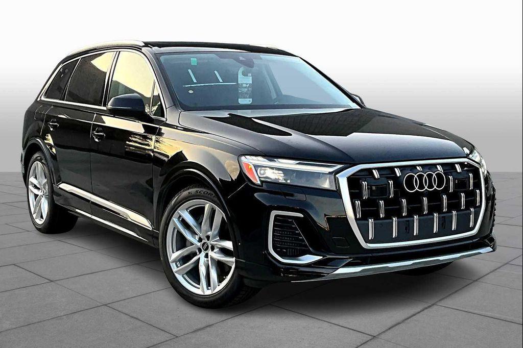 new 2025 Audi Q7 car, priced at $67,830