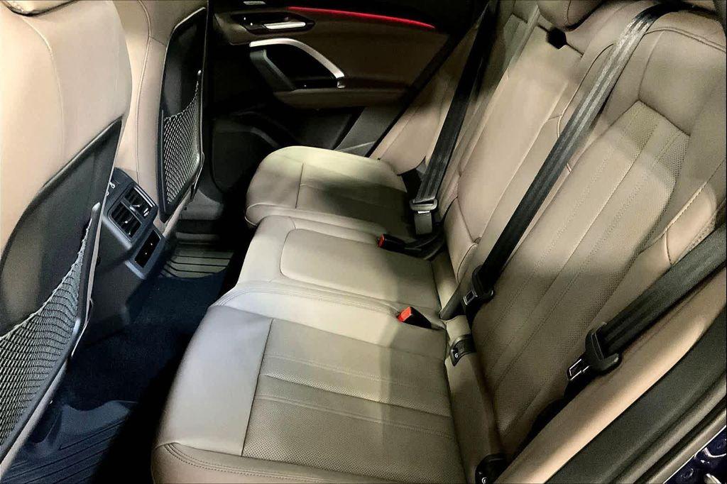 new 2025 Audi Q5 car, priced at $61,950