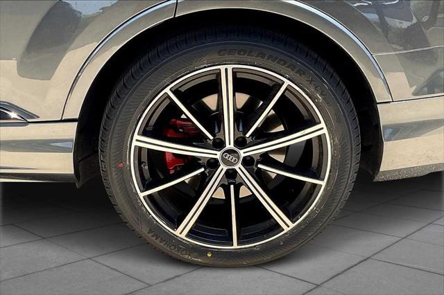used 2022 Audi SQ7 car, priced at $59,900