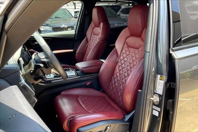 used 2022 Audi SQ7 car, priced at $59,900