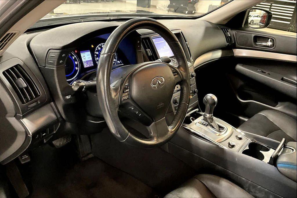 used 2015 INFINITI Q40 car, priced at $13,500