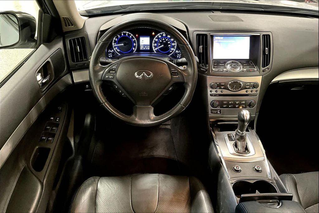used 2015 INFINITI Q40 car, priced at $13,500