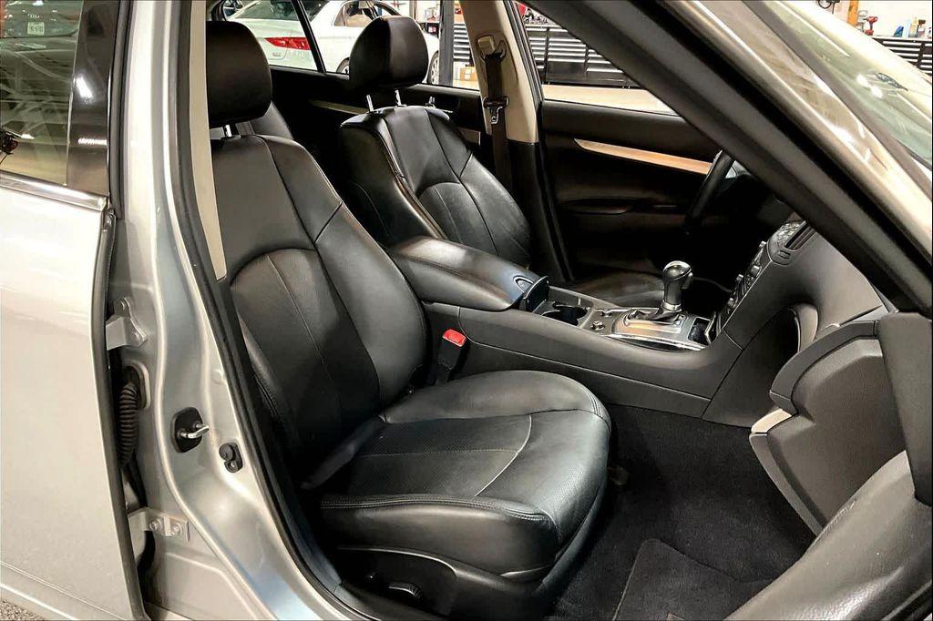 used 2015 INFINITI Q40 car, priced at $13,500