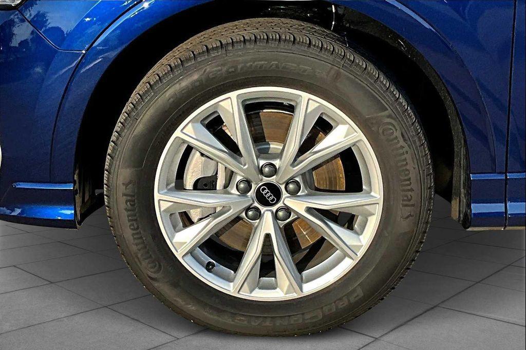 new 2025 Audi Q3 car, priced at $43,844