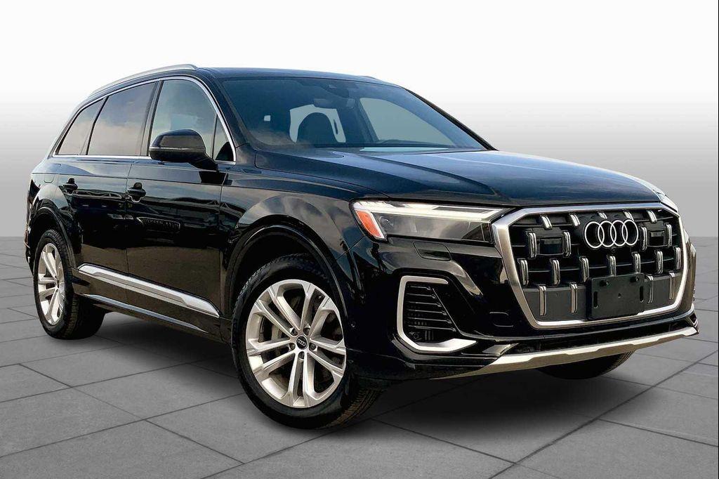 used 2025 Audi Q7 car, priced at $48,500