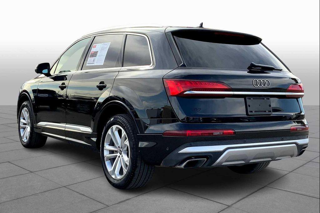 used 2025 Audi Q7 car, priced at $48,500