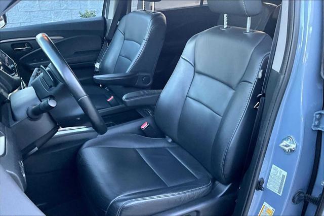 used 2022 Honda Pilot car, priced at $28,400