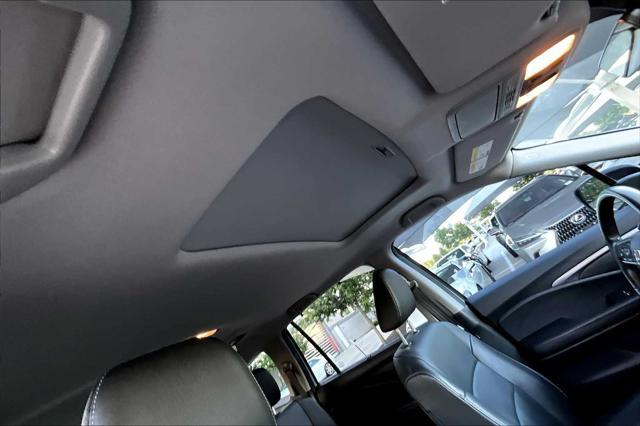 used 2022 Honda Pilot car, priced at $28,400