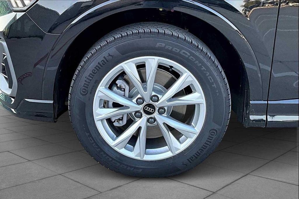new 2025 Audi Q3 car, priced at $44,060