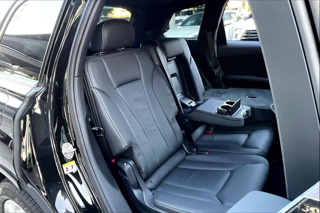 used 2025 Audi Q7 car, priced at $55,000