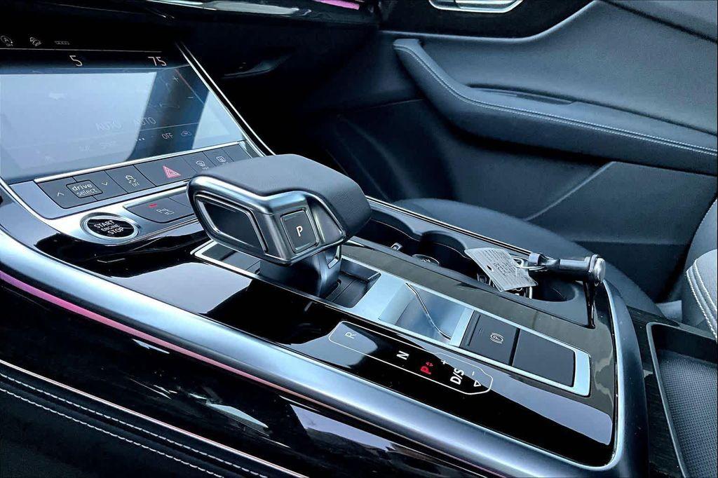 used 2025 Audi Q7 car, priced at $55,000