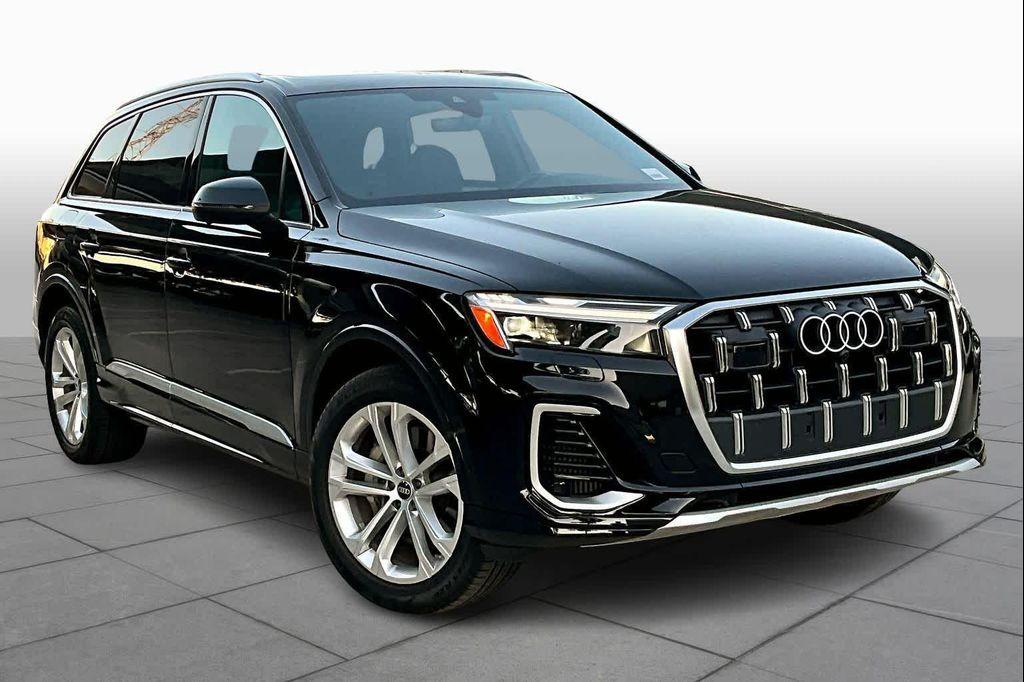 used 2025 Audi Q7 car, priced at $55,000