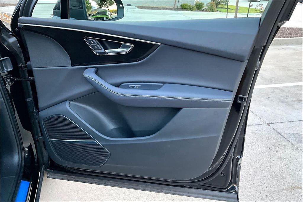 used 2025 Audi Q7 car, priced at $55,000