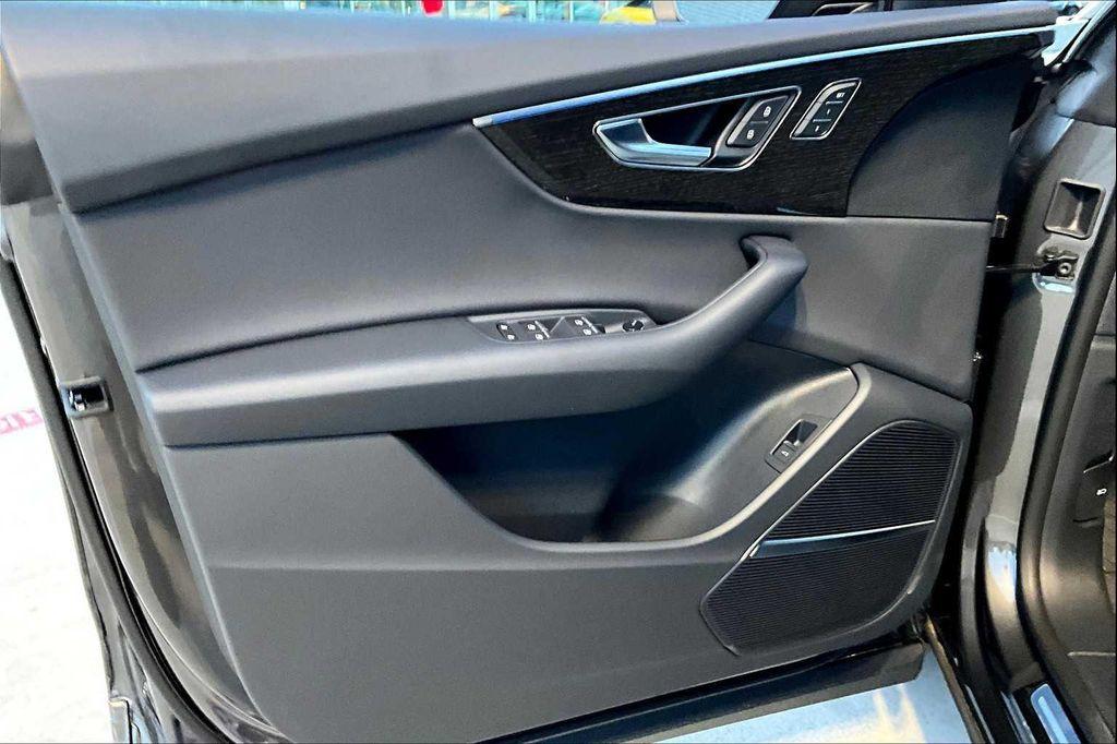 new 2026 Audi Q8 car, priced at $81,200