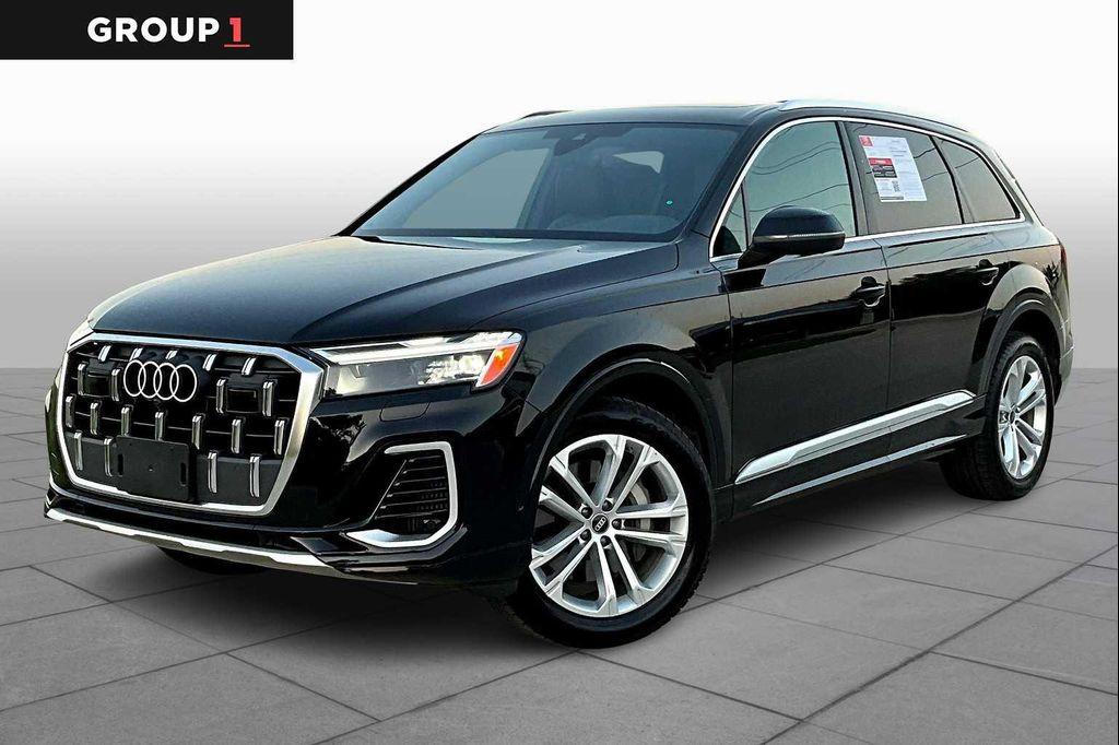 used 2025 Audi Q7 car, priced at $50,500