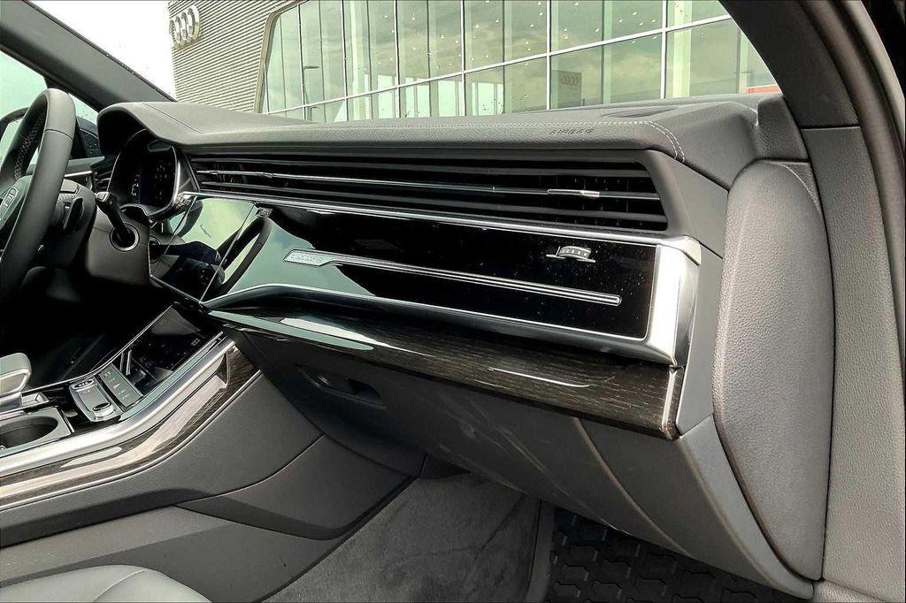 used 2025 Audi Q7 car, priced at $56,500