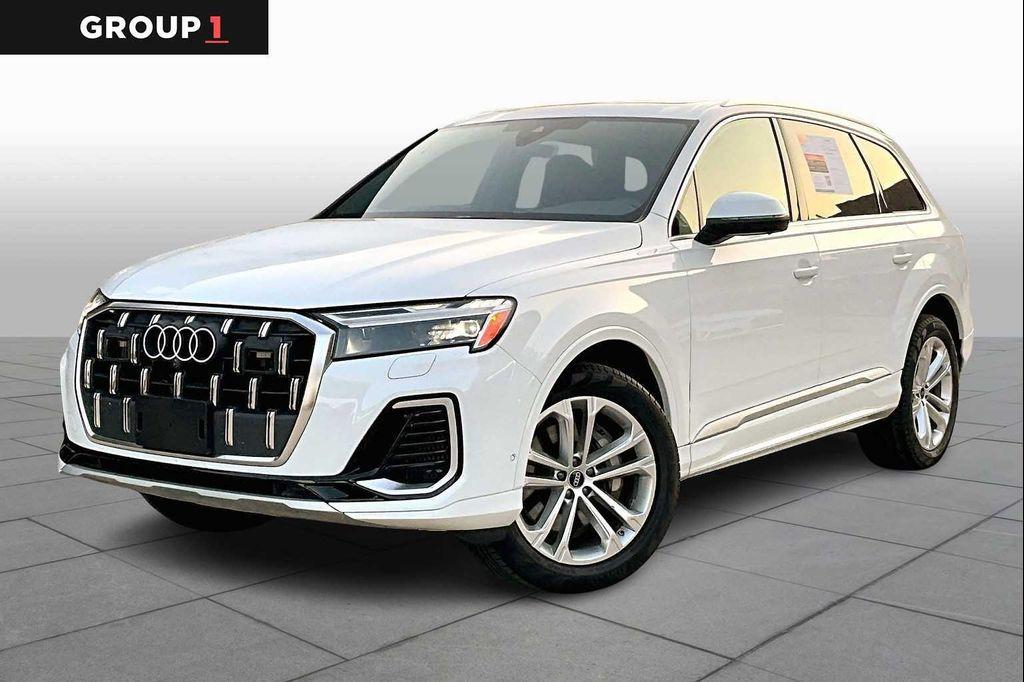 used 2025 Audi Q7 car, priced at $48,100