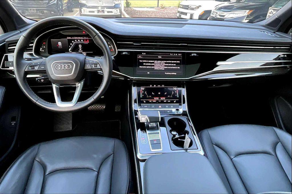 used 2025 Audi Q7 car, priced at $55,800